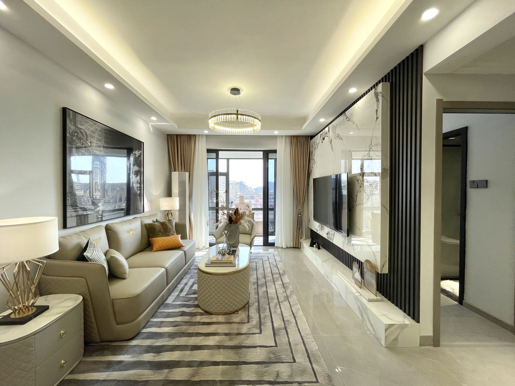 大浪小产权房超靓原始户型大三房105万/套，阳台山地铁口、可落户(图1)