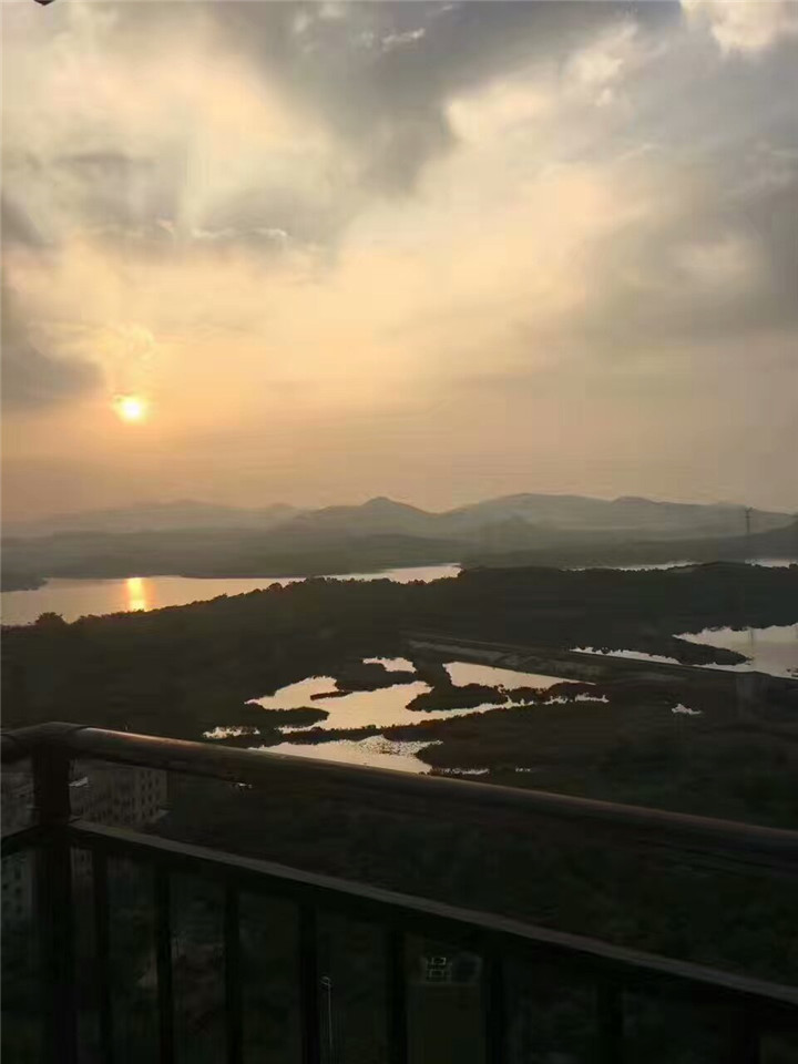 石岩小产权房