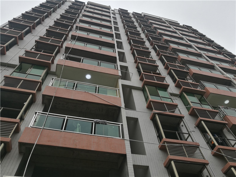 东莞大朗地铁口小产权房|名苑雅居|2780起花园小区|毗邻商品房(图1)