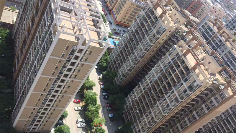 深圳松岗村委统建楼12栋大型花园《永辉花园》双层停车场，11号线地铁口(图2)