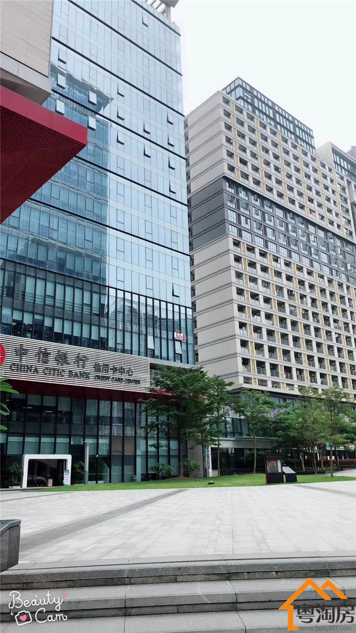 布吉24栋花园小区《凉帽山公馆》10号线地铁口,总建面70万㎡(图5) 布吉24栋花园小区《凉帽山公馆》10号线地铁口,总建面70万㎡(图5)
