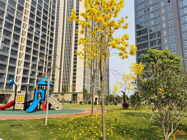 厚街5栋1000户花园小区【东方御府】均价7000元/㎡,分期8年(图2) 厚街5栋1000户花园小区【东方御府】均价7000元/㎡,分期8年(图2)