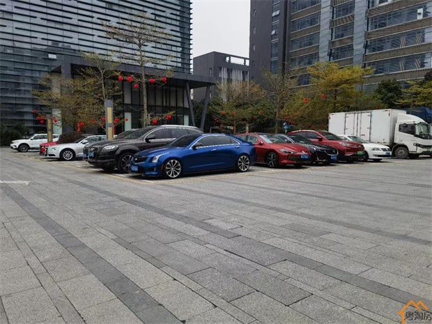 深圳布吉村委统建楼,两栋花园小区,稀缺毛坯原始户型(图4) 深圳布吉村委统建楼,两栋花园小区,稀缺毛坯原始户型(图4)
