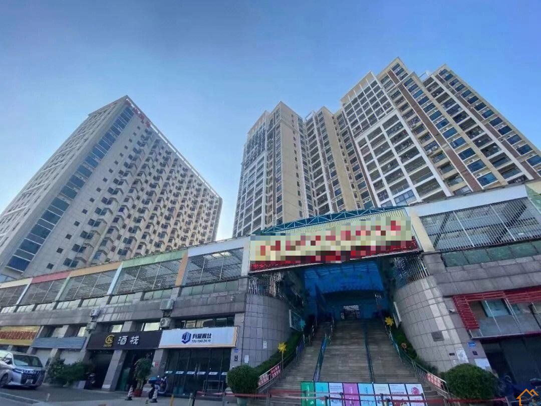 沙井三栋统建楼《珑湾花园》精装三房总价68.8万，民用水电(图2)
