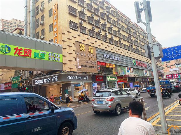 深圳石岩花园统建楼《幸福阳光里》三房总价59.8万起，自带小区停车场(图9)
