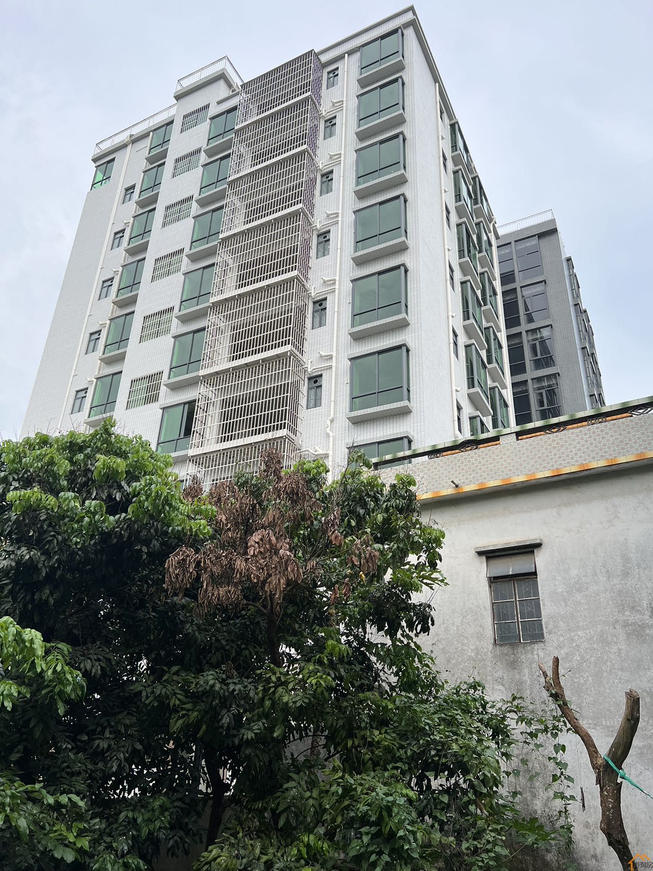 大岭山小产权房新盘《金帝学府》三房总价28.8万/套(图2)