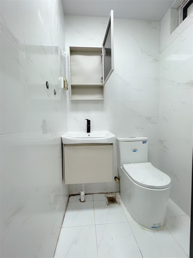 龙华清湖地铁口小产权【清湖居】三房总88万带装修,可落户(图7) 龙华清湖地铁口小产权【清湖居】三房总88万带装修,可落户(图7)