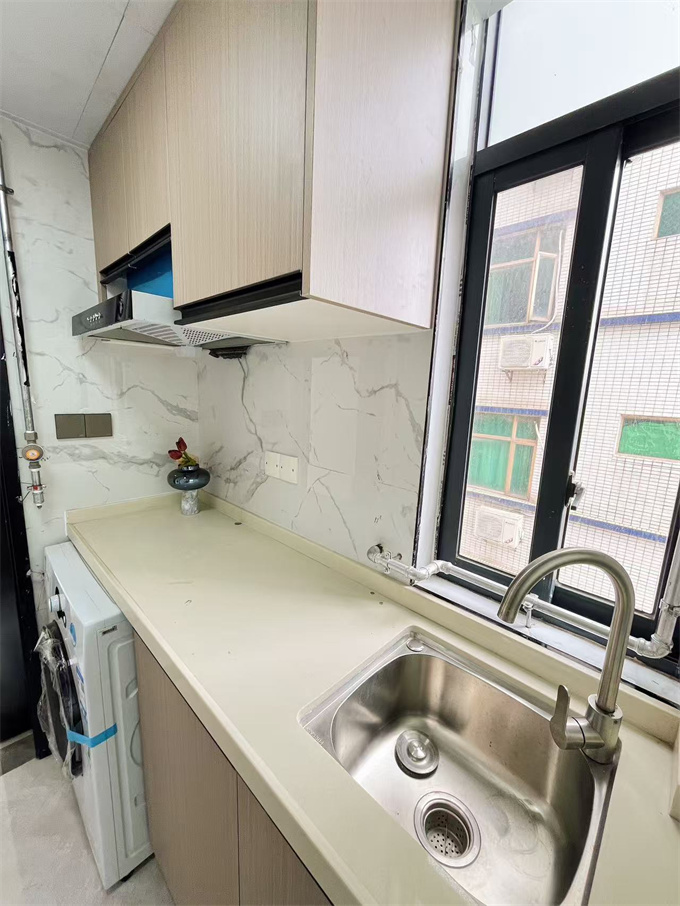 龙华清湖地铁口小产权【清湖居】三房总88万带装修,可落户(图11) 龙华清湖地铁口小产权【清湖居】三房总88万带装修,可落户(图11)