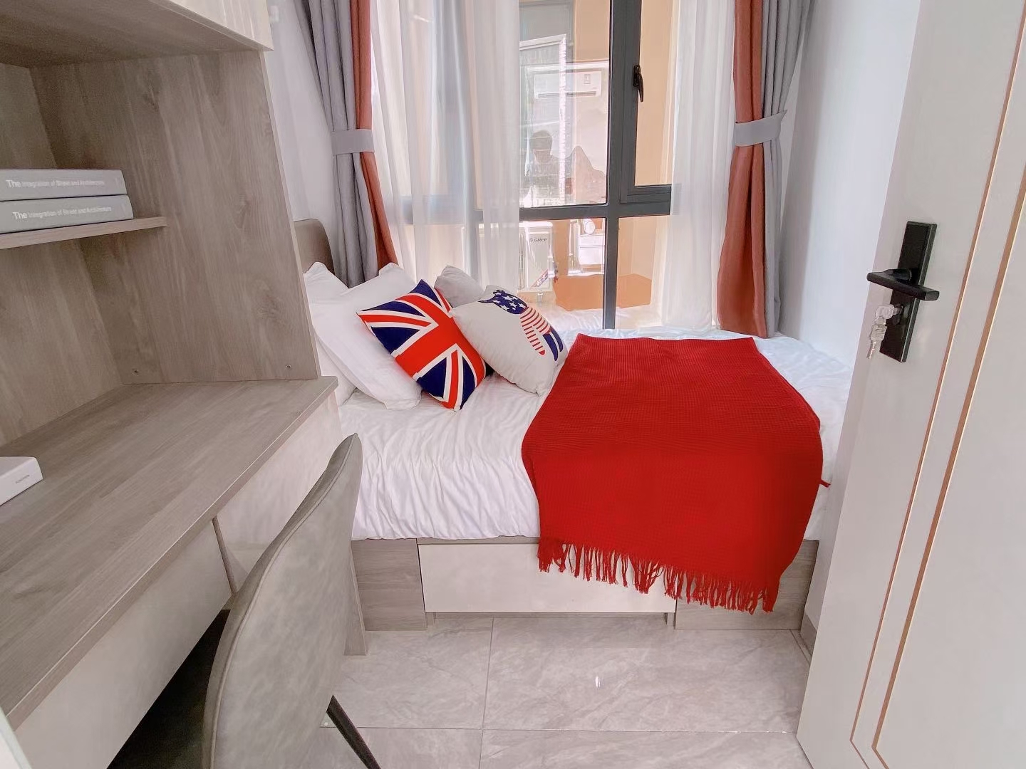 龙华小产权房(上塘传奇)精装三房88.8万,马路第一排(图5) 龙华小产权房(上塘传奇)精装三房88.8万,马路第一排(图5)