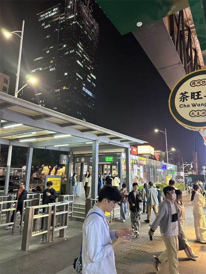 西乡坪洲统建楼《前海中心城》总价33.8万起,精装交付(图5) 西乡坪洲统建楼《前海中心城》总价33.8万起,精装交付(图5)