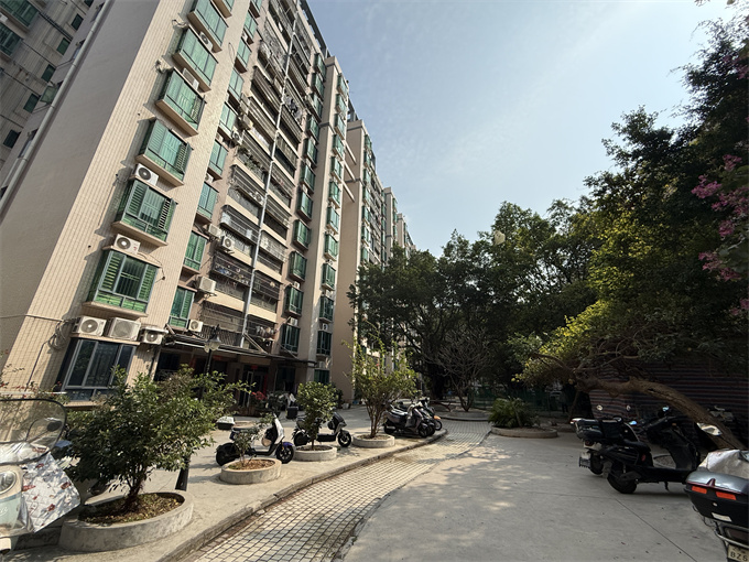 沙井19栋统建楼小区《鹏程花园》三房总价39.8万,可落户(图4) 沙井19栋统建楼小区《鹏程花园》三房总价39.8万,可落户(图4)