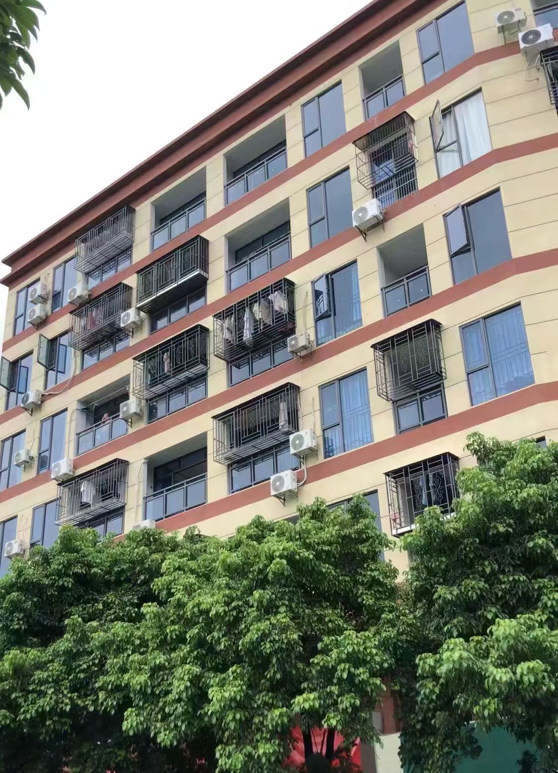 石岩六栋统建楼新盘《碧湖花园》总价32.8万起,环境一流(图1) 石岩六栋统建楼新盘《碧湖花园》总价32.8万起,环境一流(图1)