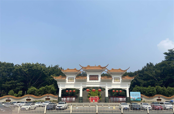 长安中心统建楼新盘《泮山华庭》4260元/平,自带地下停车场(图2) 长安中心统建楼新盘《泮山华庭》4260元/平,自带地下停车场(图2)