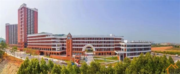 虎门威远小产权房《滨海湾大学城》四栋花园小区，自带停车场，精装交楼(图3)