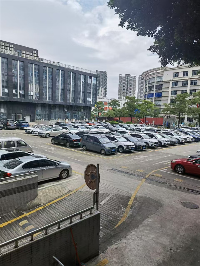 布吉李朗稀缺统建房10880/平起,10号线地铁口物业,原始户型、通燃气(图2) 布吉李朗稀缺统建房10880/平起,10号线地铁口物业,原始户型、通燃气(图2)