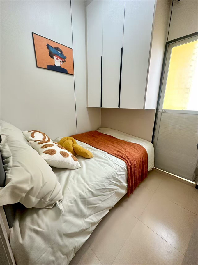 白菜价:12.8W/套上车龙华大浪电梯房,通燃气(图4) 白菜价:12.8W/套上车龙华大浪电梯房,通燃气(图4)