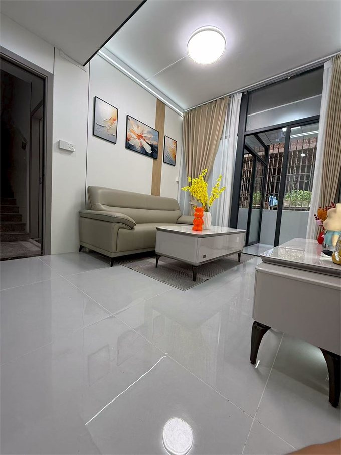 石岩小产权房【锦悦府】一房一厅29.8万/两房32.8万，官田地铁站500米(图1)